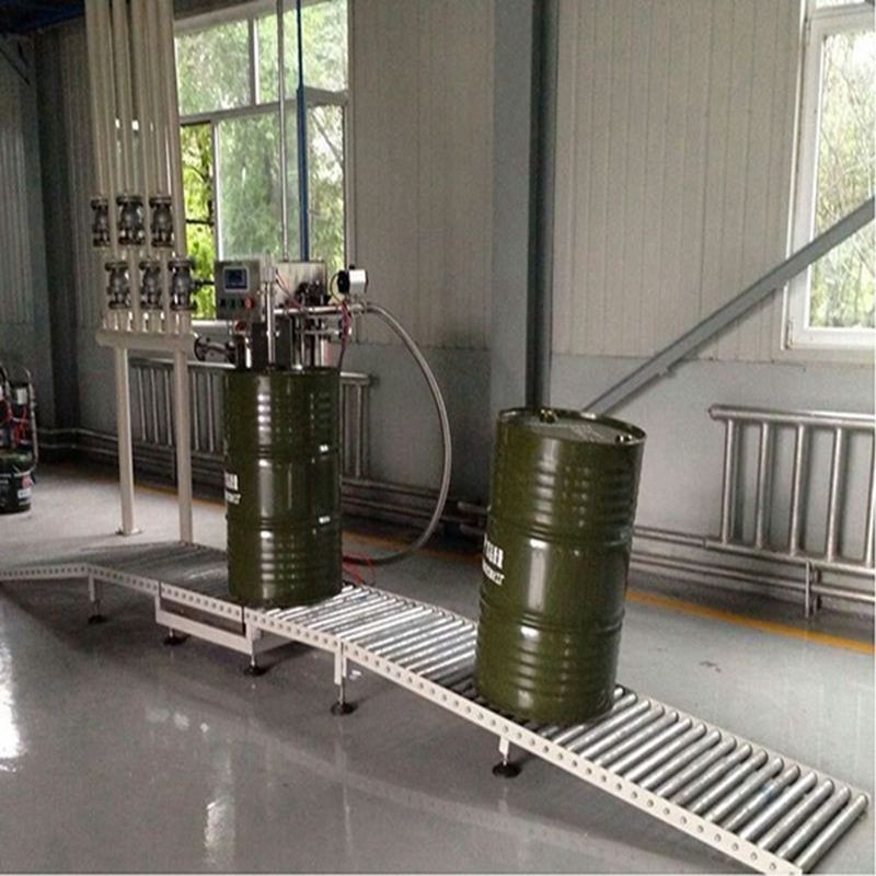 化工灌裝機(jī) 用鐵桶塑料桶200L稱重式灌裝機(jī) 全不銹鋼潤(rùn)滑油液體灌裝機(jī)